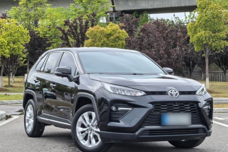 Used Toyota Wildlander 2022 Updated Version 2.0L CVT Two-Wheel Drive Leading Edition Exterior 2