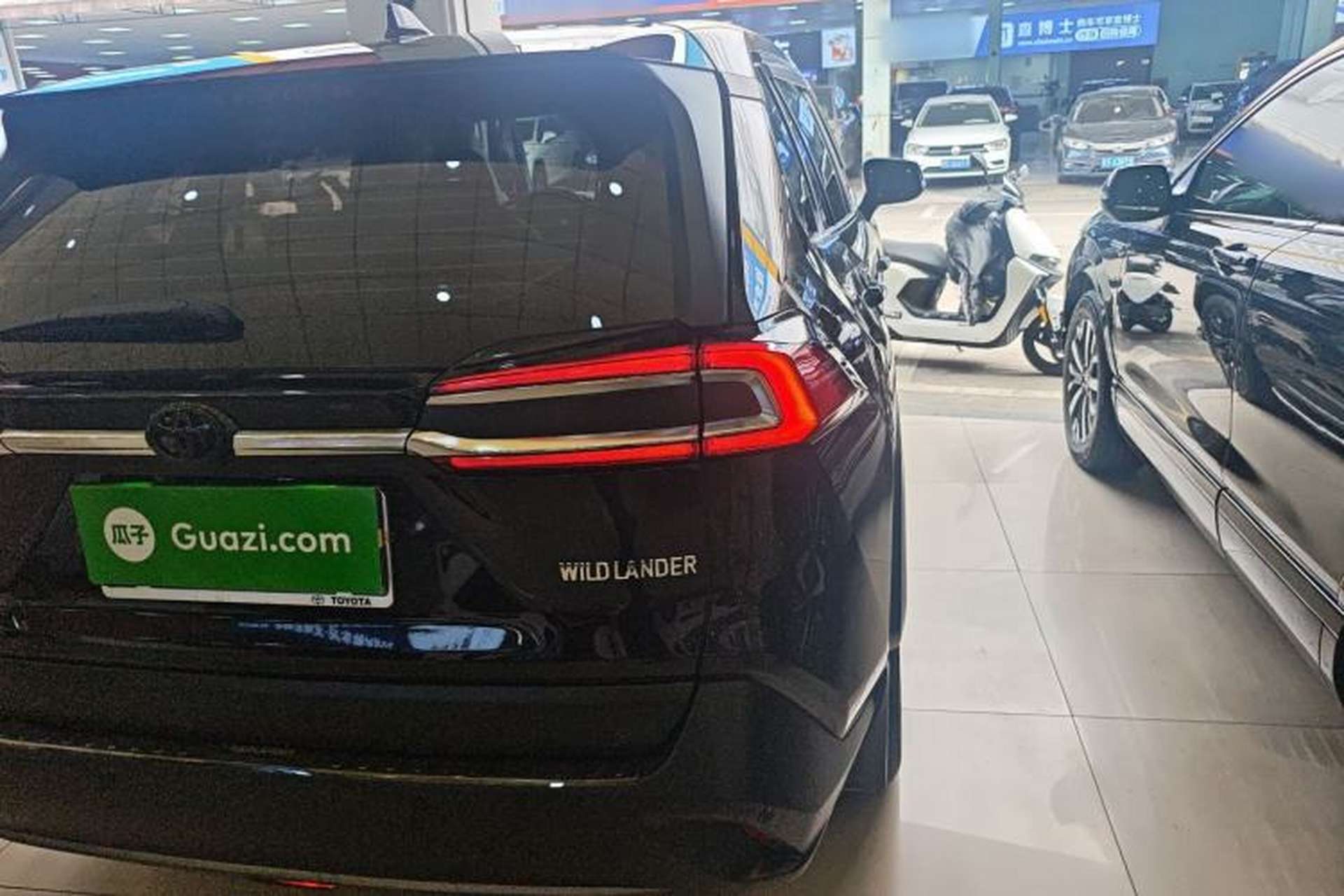Used Toyota Wildlander 2022 Updated Version 2.0L CVT Two-Wheel Drive Leading Edition Exterior 3