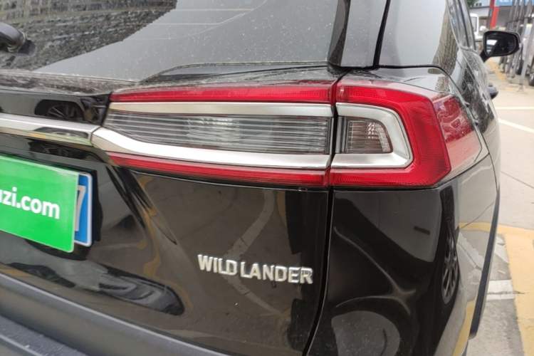Used Toyota Wildlander 2022 2.0L CVT Two-Wheel Drive Luxury PLUS Edition Exterior 3