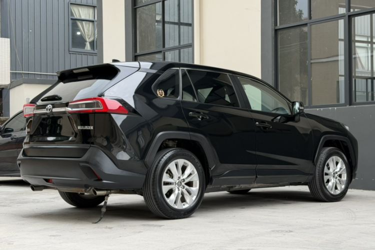 Used Toyota Wildlander 2022 2.0L CVT Two-Wheel Drive Leading Edition Exterior 7