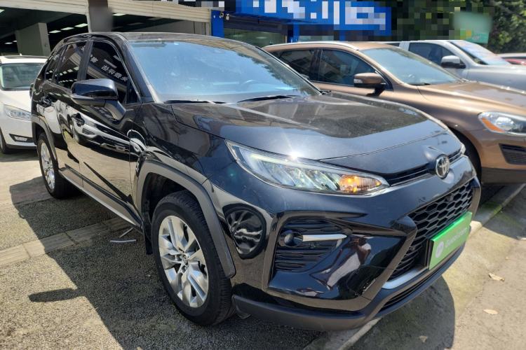 Used Toyota Wildlander 2022 2.0L CVT Two-Wheel Drive Luxury PLUS Edition Front Right 45 Deg