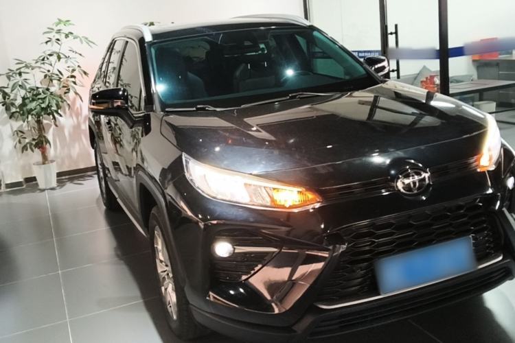Used Toyota Wildlander 2022 2.0L CVT Two-Wheel Drive Luxury Edition Front Right 45 Deg