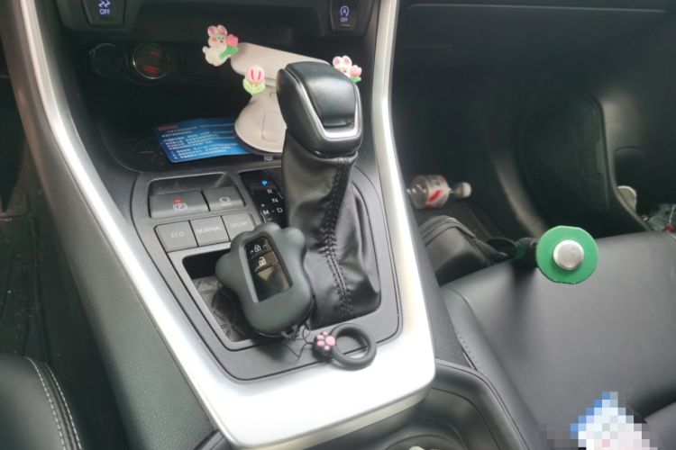 Used Toyota Wildlander 2022 2.0L CVT Two-Wheel Drive Urban Edition Gear Lever