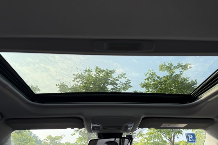 Used Toyota Wildlander 2022 Dual-Engine 2.5L E-CVT Two-Wheel Drive Prestige Edition Headliner