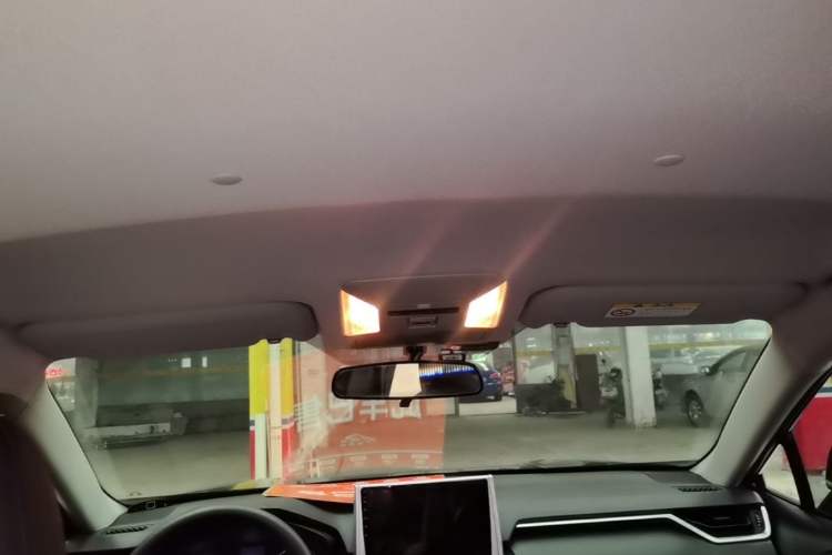 Used Toyota Wildlander 2022 2.0L CVT Two-Wheel Drive Leading Edition Headliner