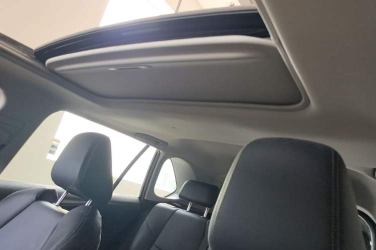 Used Toyota Wildlander 2022 2.0L CVT Two-Wheel Drive Luxury PLUS Edition Headliner
