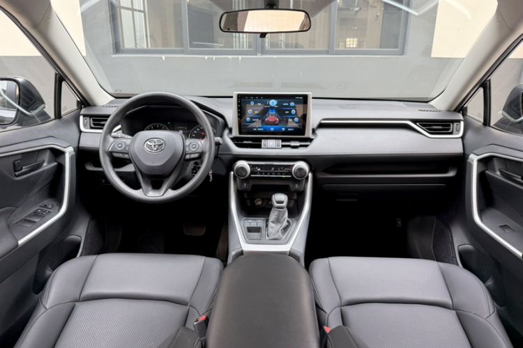 Used Toyota Wildlander 2022 2.0L CVT Two-Wheel Drive Leading Edition Interior 1
