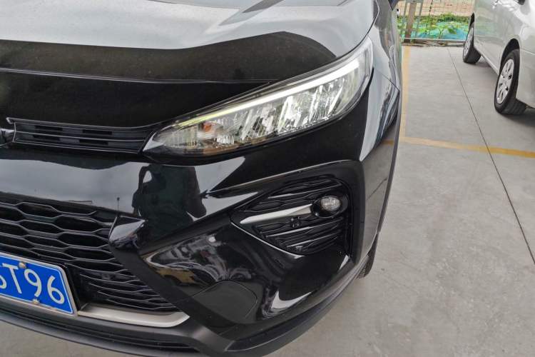 Used Toyota Wildlander 2022 Dual-Engine 2.5L E-CVT Two-Wheel Drive Luxury PLUS Edition Left Front Headlight
