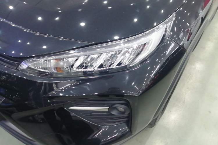 Used Toyota Wildlander 2022 Updated Version 2.0L CVT Two-Wheel Drive Leading Edition Left Front Headlight