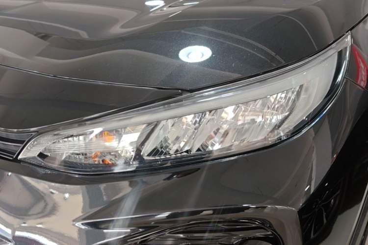 Used Toyota Wildlander 2022 2.0L CVT Two-Wheel Drive Luxury PLUS Edition Left Front Headlight