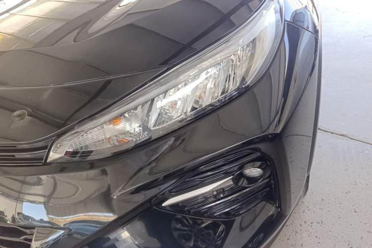 Used Toyota Wildlander 2022 2.0L CVT Two-Wheel Drive Luxury Edition Left Front Headlight