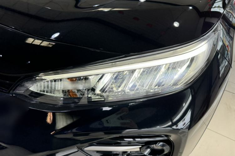 Used Toyota Wildlander 2022 2.0L CVT Four-Wheel Drive Luxury Edition Left Front Headlight