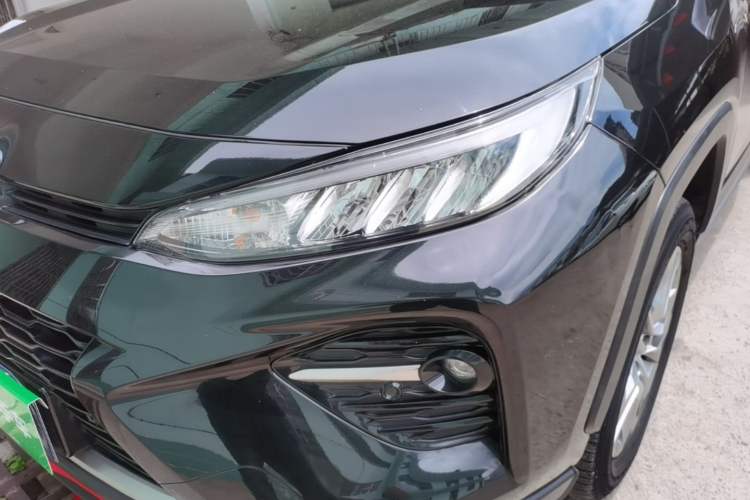 Used Toyota Wildlander 2022 2.0L CVT Two-Wheel Drive Luxury PLUS Edition Left Front Headlight