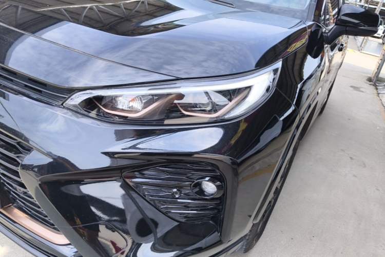 Used Toyota Wildlander 2022 2.0L CVT Two-Wheel Drive Knight Edition Left Front Headlight