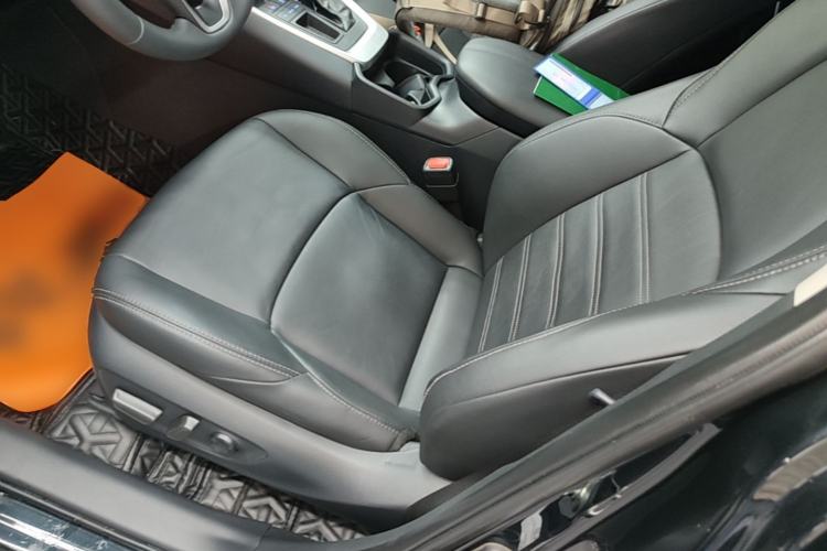 Used Toyota Wildlander 2022 2.0L CVT Two-Wheel Drive Luxury Edition Left Front Seat