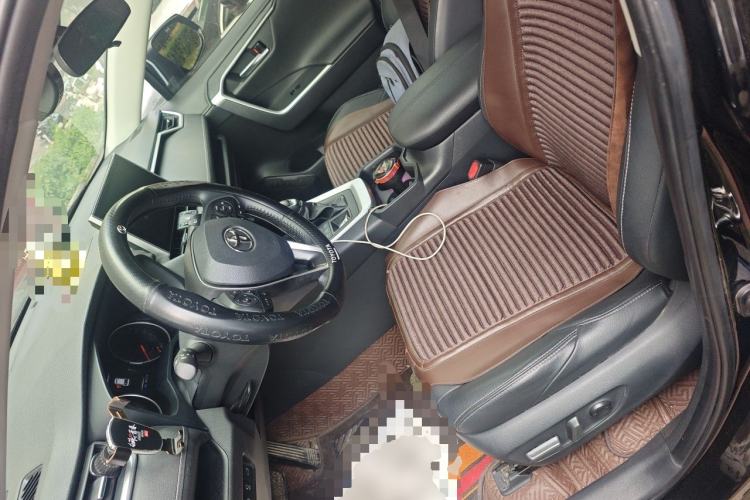 Used Toyota Wildlander 2022 2.0L CVT 4x4 Luxury PLUS Edition Left Front Seat