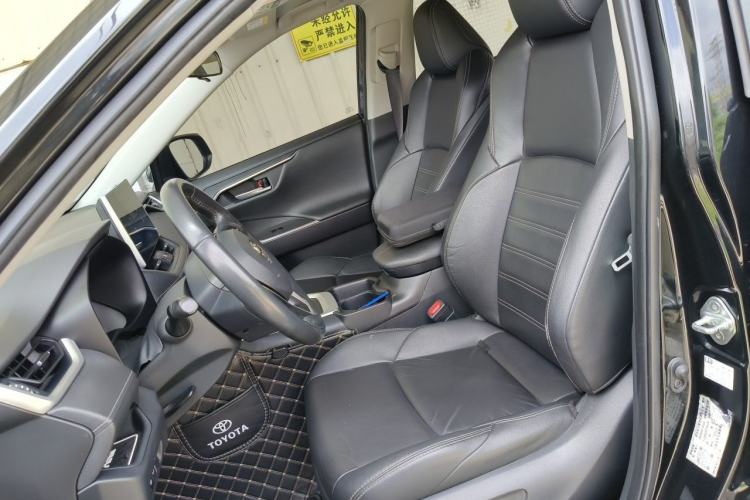Used Toyota Wildlander 2022 2.0L CVT Two-Wheel Drive Luxury Edition Left Front Seat