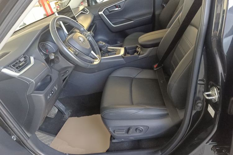 Used Toyota Wildlander 2022 2.0L CVT Two-Wheel Drive Luxury Edition Left Front Seat