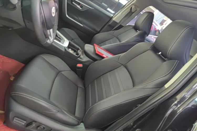 Used Toyota Wildlander 2022 2.0L CVT Two-Wheel Drive Luxury PLUS Edition Left Front Seat