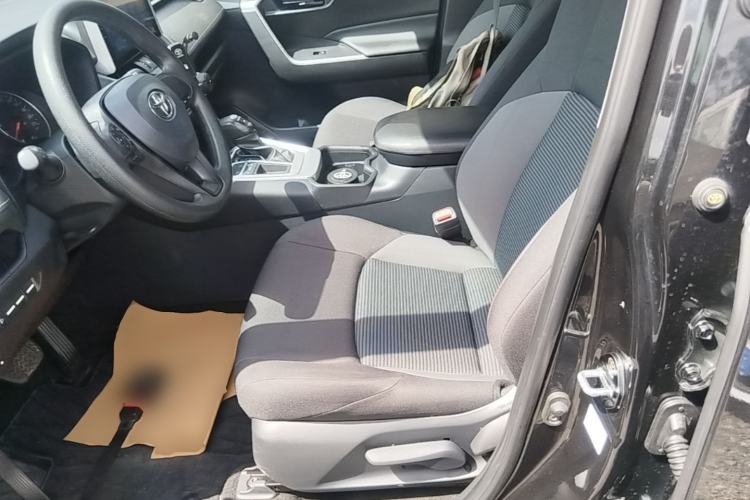 Used Toyota Wildlander 2022 2.0L CVT Two-Wheel Drive Leading Edition Left Front Seat