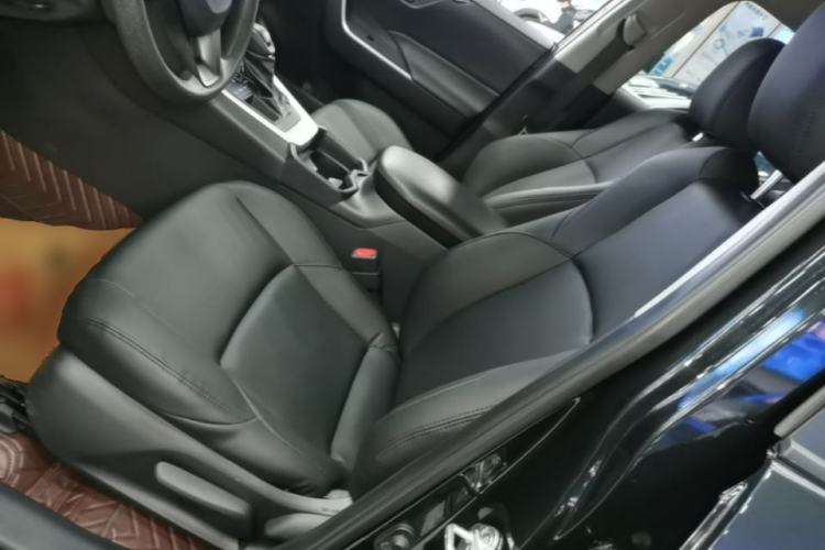 Used Toyota Wildlander 2022 Updated Version 2.0L CVT Two-Wheel Drive Leading Edition Left Front Seat