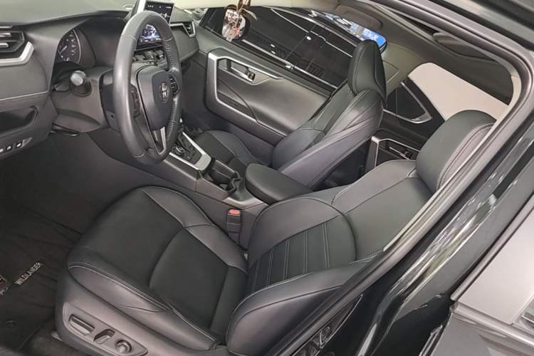 Used Toyota Wildlander 2022 Dual-Engine 2.5L E-CVT Four-Wheel Drive Luxury Edition Left Front Seat