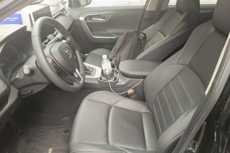 Used Toyota Wildlander 2022 2.0L CVT Two-Wheel Drive Luxury PLUS Edition Left Front Seat