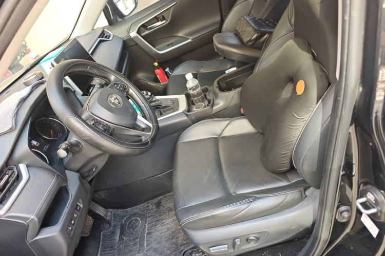 Used Toyota Wildlander 2022 2.0L CVT Two-Wheel Drive Luxury PLUS Edition Left Front Seat