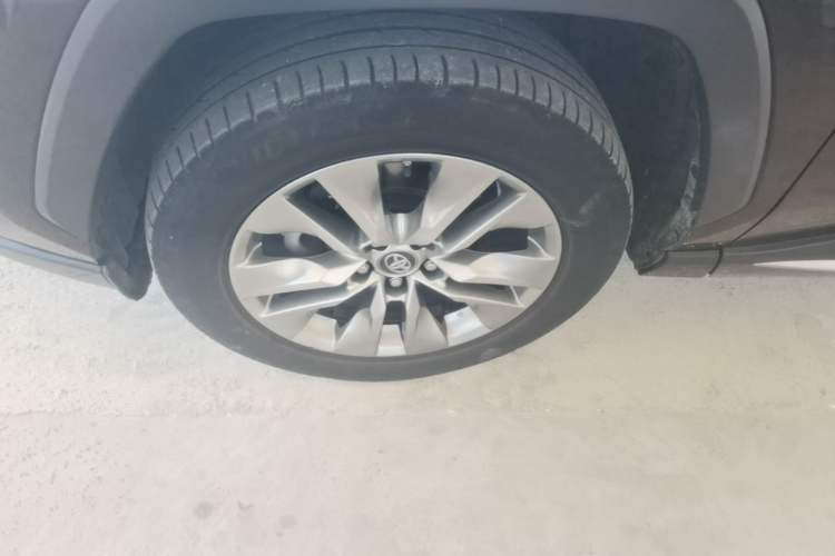 Used Toyota Wildlander 2022 2.0L CVT Two-Wheel Drive Luxury PLUS Edition Left Front Wheel Hub