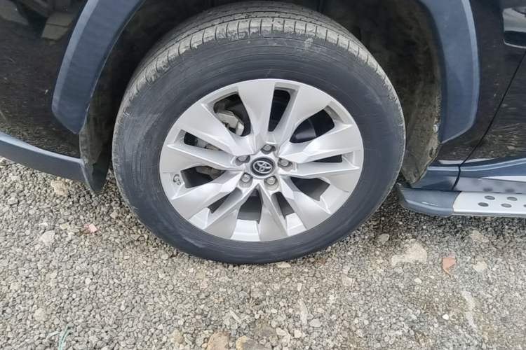 Used Toyota Wildlander 2022 2.0L CVT Two-Wheel Drive Leading Edition Left Front Wheel Hub
