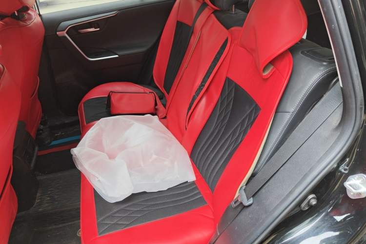 Used Toyota Wildlander 2022 2.0L CVT Two-Wheel Drive Knight Edition Left Rear Seat