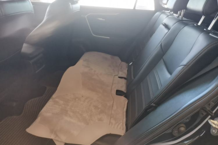 Used Toyota Wildlander 2022 2.0L CVT Two-Wheel Drive Luxury PLUS Edition Left Rear Seat