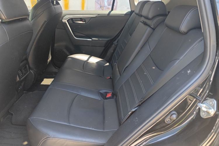 Used Toyota Wildlander 2022 2.0L CVT Two-Wheel Drive Luxury PLUS Edition Left Rear Seat