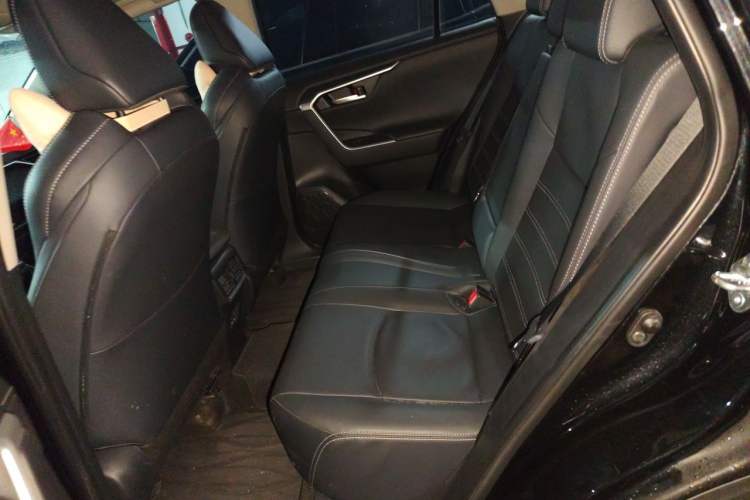 Used Toyota Wildlander 2022 2.0L CVT Two-Wheel Drive Luxury PLUS Edition Left Rear Seat