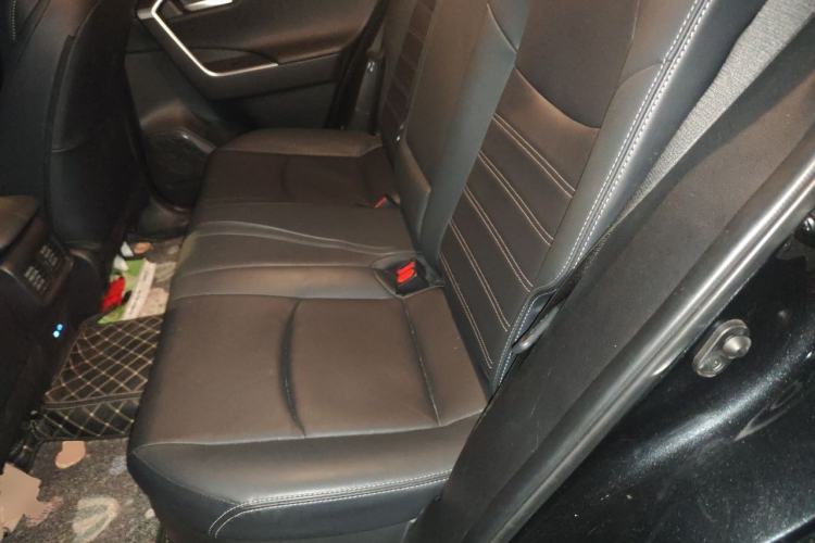 Used Toyota Wildlander 2022 Dual-Engine 2.5L E-CVT Two-Wheel Drive Luxury PLUS Edition Left Rear Seat