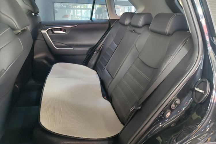 Used Toyota Wildlander 2022 2.0L CVT Two-Wheel Drive Luxury PLUS Edition Left Rear Seat