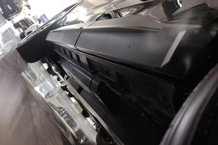 Used Toyota Wildlander 2022 2.0L CVT Two-Wheel Drive Luxury PLUS Edition Left Side Sill