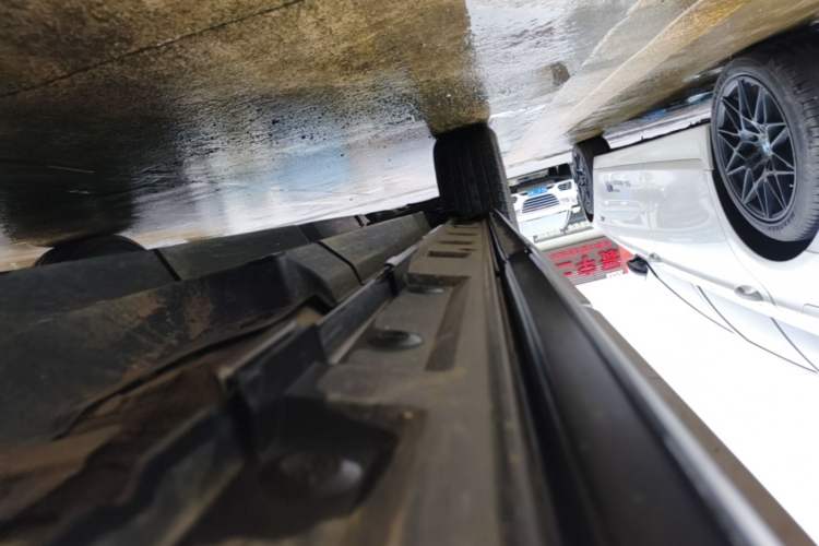 Used Toyota Wildlander 2022 2.0L CVT 4x4 Luxury PLUS Edition Left Side Sill