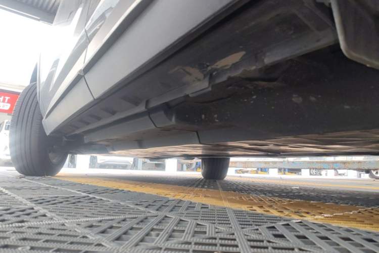 Used Toyota Wildlander 2022 2.0L CVT Two-Wheel Drive Luxury PLUS Edition Left Side Sill