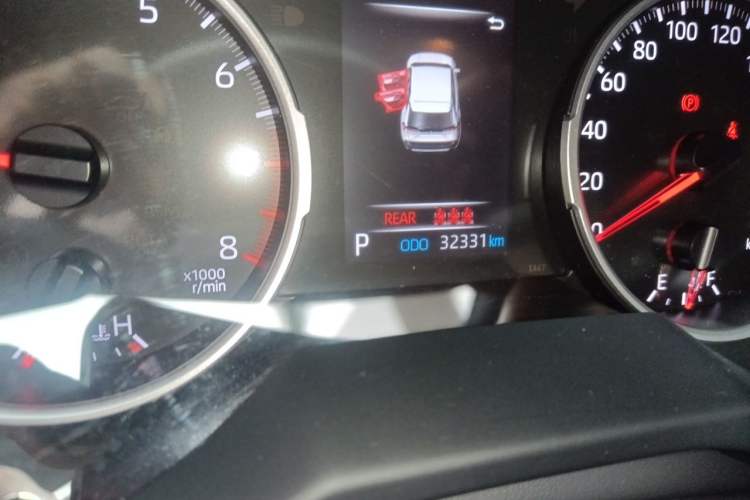 Used Toyota Wildlander 2022 2.0L CVT Two-Wheel Drive Luxury PLUS Edition Odometer Close Up
