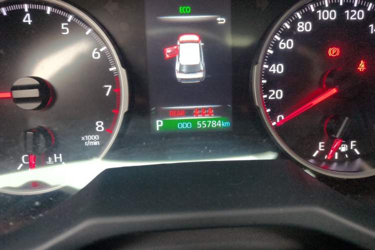 Used Toyota Wildlander 2022 2.0L CVT Two-Wheel Drive Luxury PLUS Edition Odometer Close Up