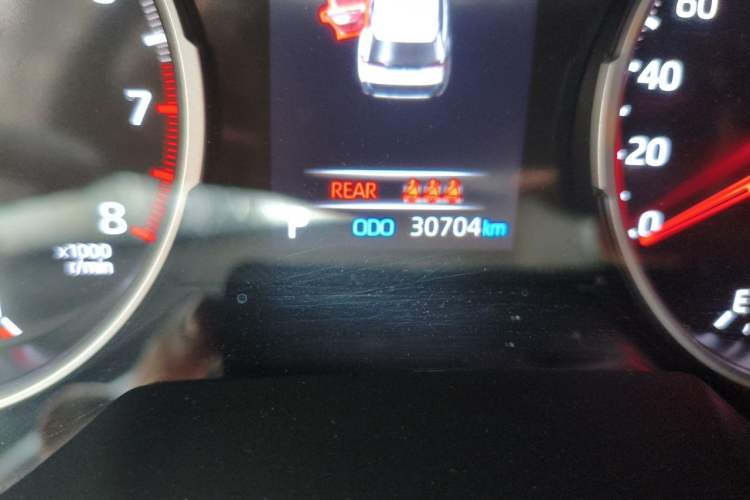 Used Toyota Wildlander 2022 Updated Version 2.0L CVT Two-Wheel Drive Leading Edition Odometer Close Up