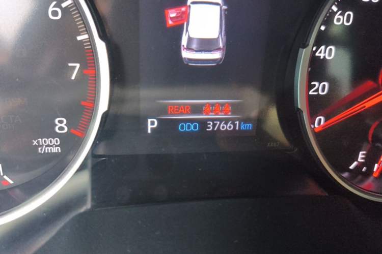Used Toyota Wildlander 2022 2.0L CVT Two-Wheel Drive Leading Edition Odometer Close Up