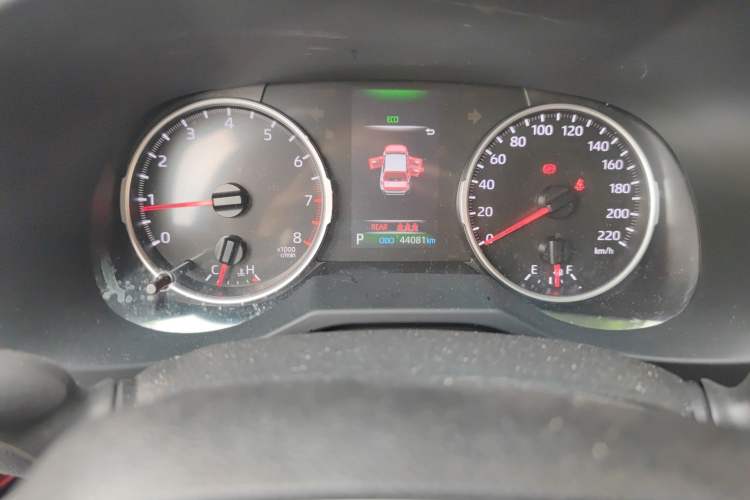 Used Toyota Wildlander 2022 2.0L CVT Two-Wheel Drive Luxury PLUS Edition Odometer Close Up