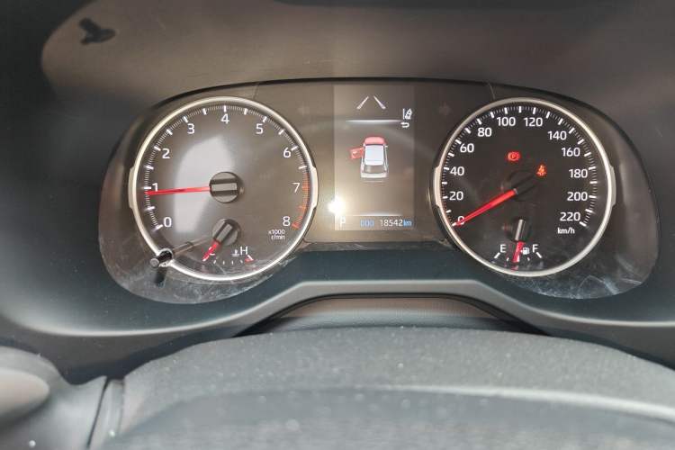 Used Toyota Wildlander 2022 2.0L CVT Two-Wheel Drive Luxury PLUS Edition Odometer Close Up