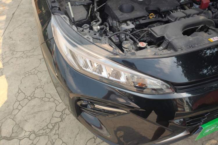 Used Toyota Wildlander 2022 2.0L CVT Two-Wheel Drive Luxury PLUS Edition Right Front Headlight
