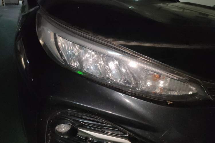 Used Toyota Wildlander 2022 2.0L CVT Two-Wheel Drive Luxury PLUS Edition Right Front Headlight