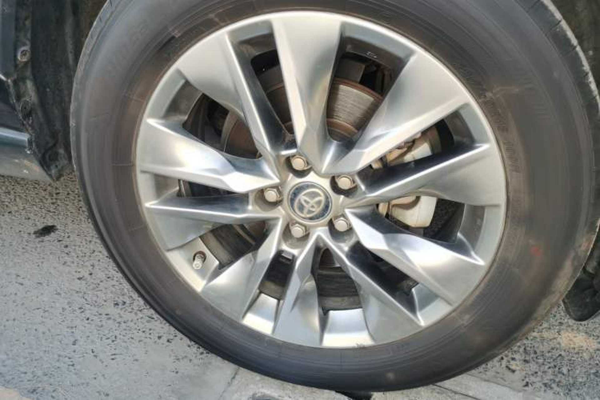 Used Toyota Wildlander 2022 2.0L CVT Two-Wheel Drive Luxury PLUS Edition Right Front Wheel Hub