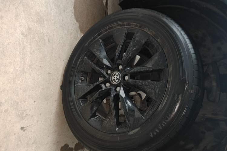 Used Toyota Wildlander 2022 2.0L CVT Two-Wheel Drive Knight Edition Right Front Wheel Hub