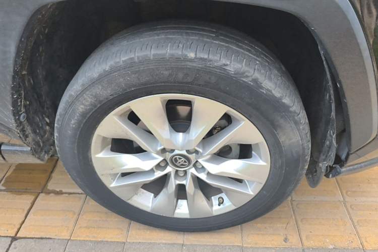 Used Toyota Wildlander 2022 2.0L CVT Two-Wheel Drive Leading Edition Right Front Wheel Hub